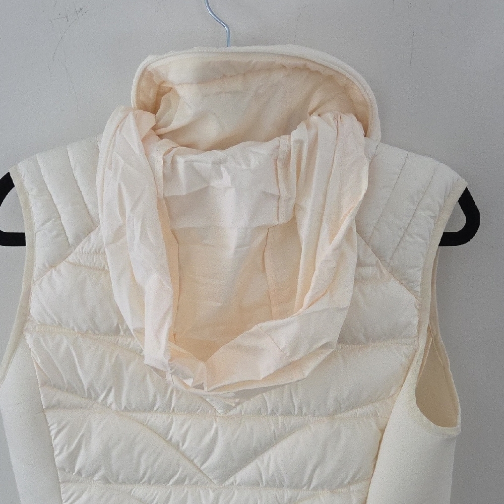 Bernardo Women's Ivory Vest - Picture 5 of 10